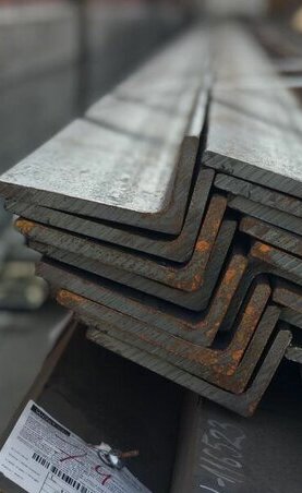 Гнутый или горячекатаный уголок — какой выбрать для металлоконструкций